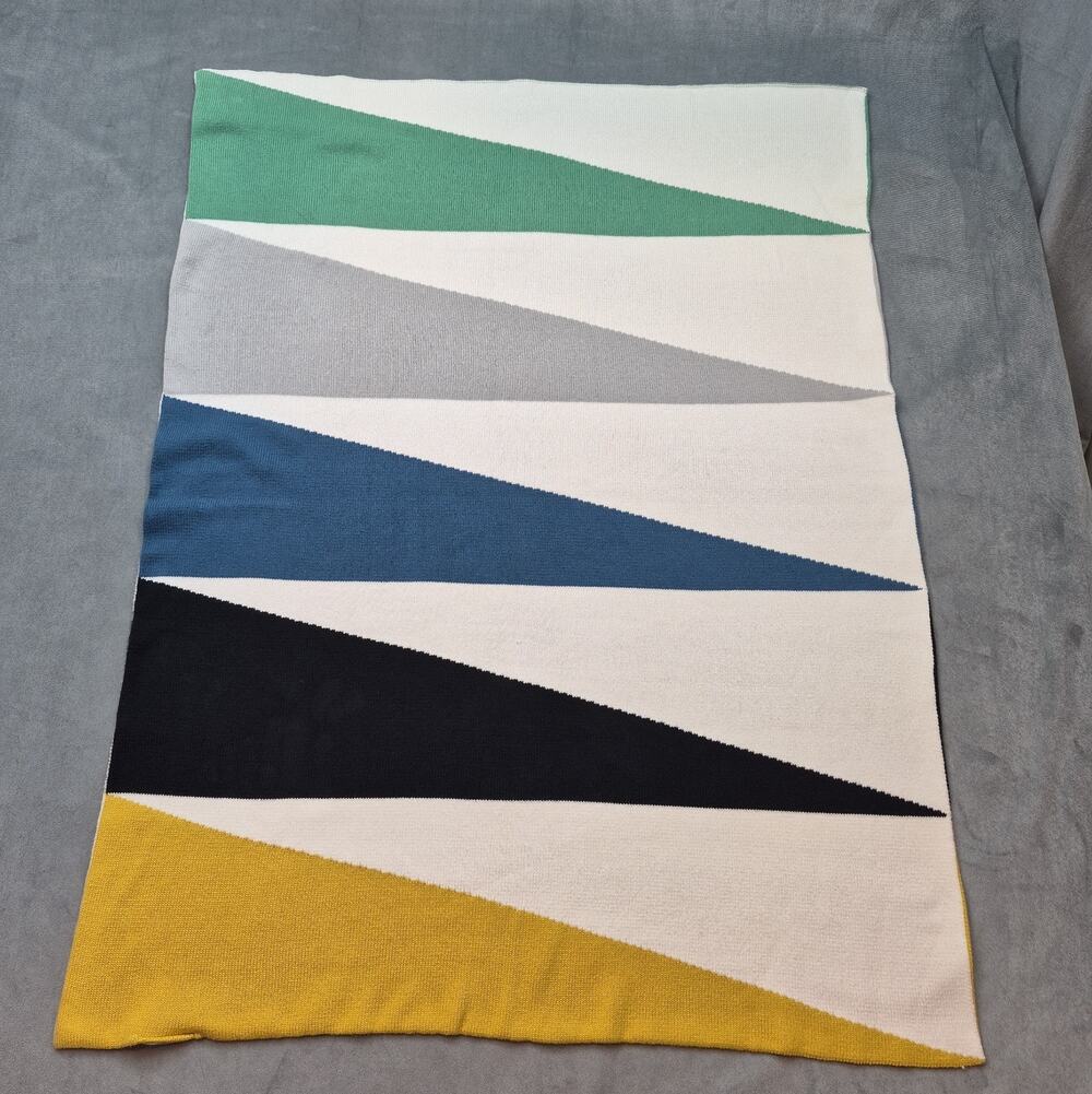 Pottery Barn Baby Knit Blanket Geometric Pennant Blue Green Yellow Cotton 30x40